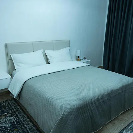 Center Apartamento *